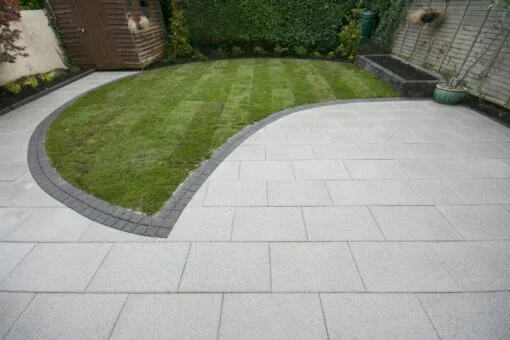Kilsaran Newgrange Flags Silver Granite-600x400x40mm - Image 2